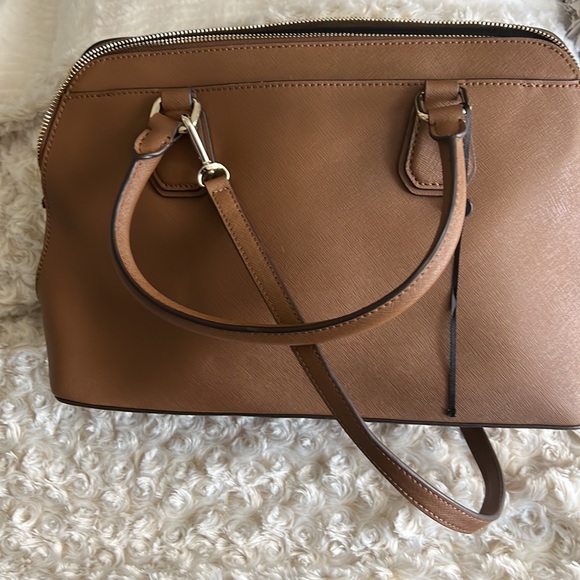 Authentic DKNY leather satchel multi pockets - Picture 4 of 4